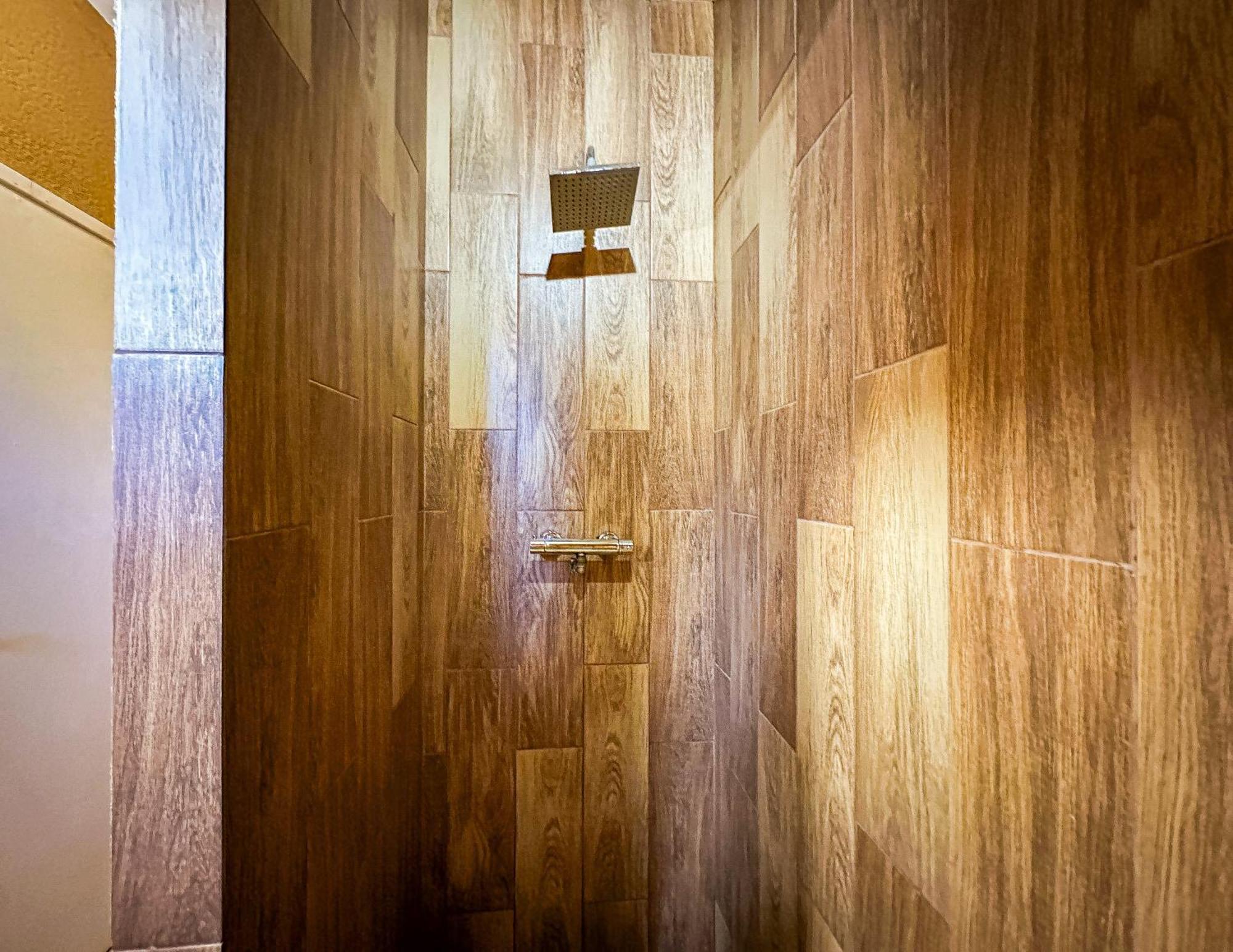 Aranyeso Apartmanhazak No.1 Balatonalmádi Buitenkant foto