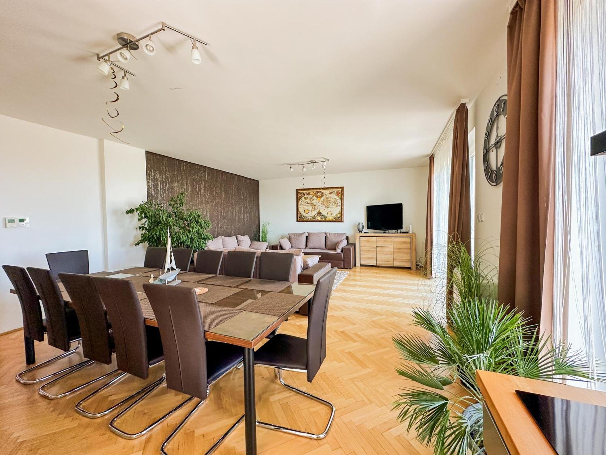 Aranyeso Apartmanhazak No.1 Balatonalmádi Buitenkant foto